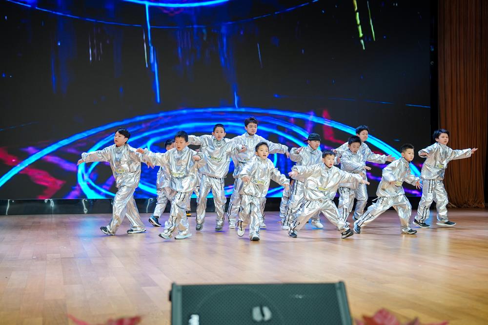 65caef539f074aa6bdec75cc4e1ade12.jpg 65caef539f074aa6bdec75cc4e1ade12.jpg